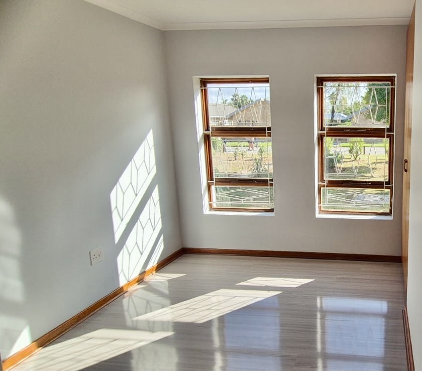 4 Bedroom Property for Sale in Windsor Park Eastern Cape